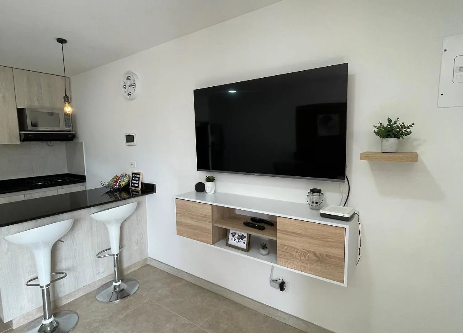Apartamento En Laureles Medellin Aire Acondicionado 0*,