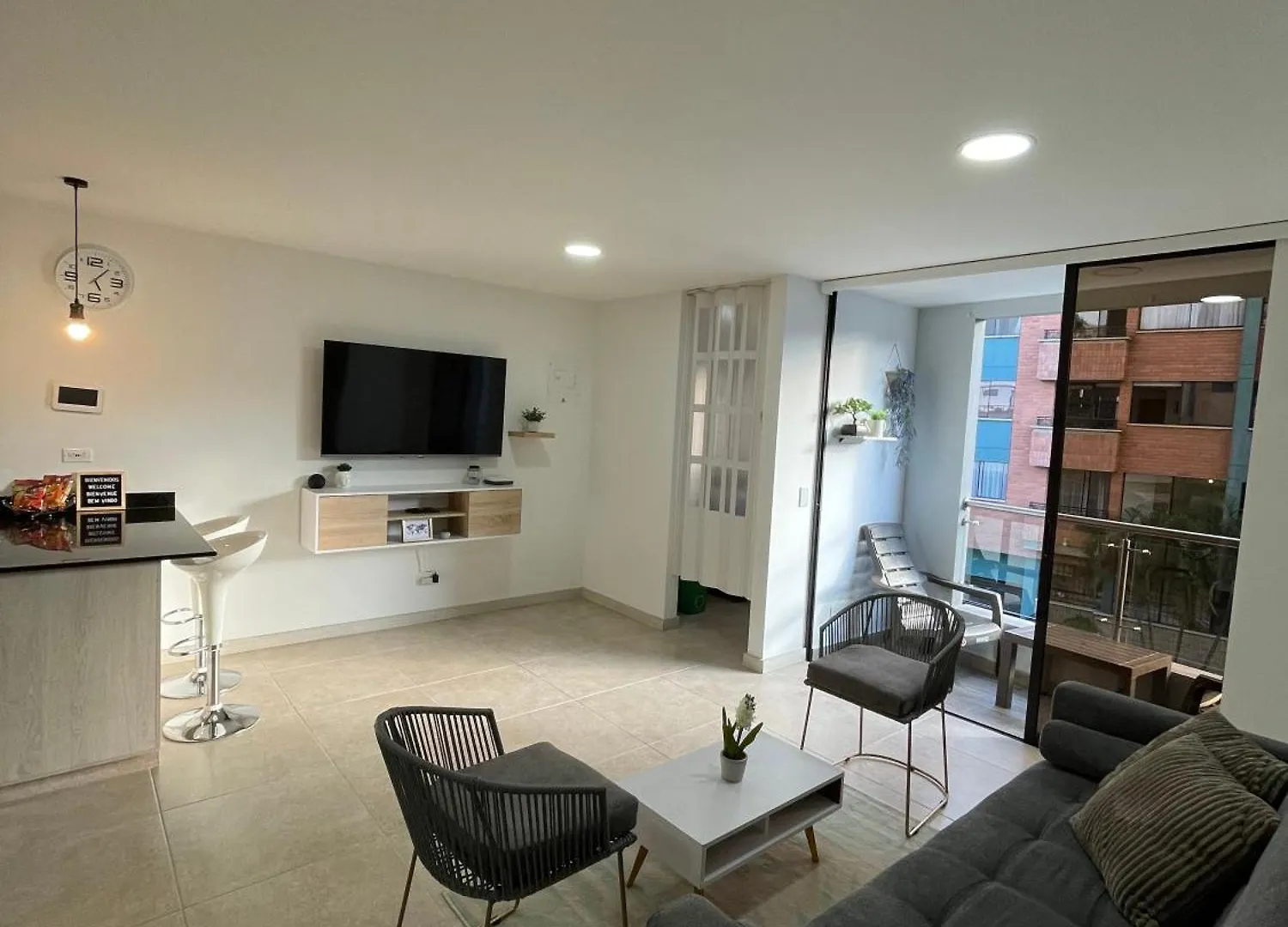 Apartamento En Laureles Medellin Aire Acondicionado