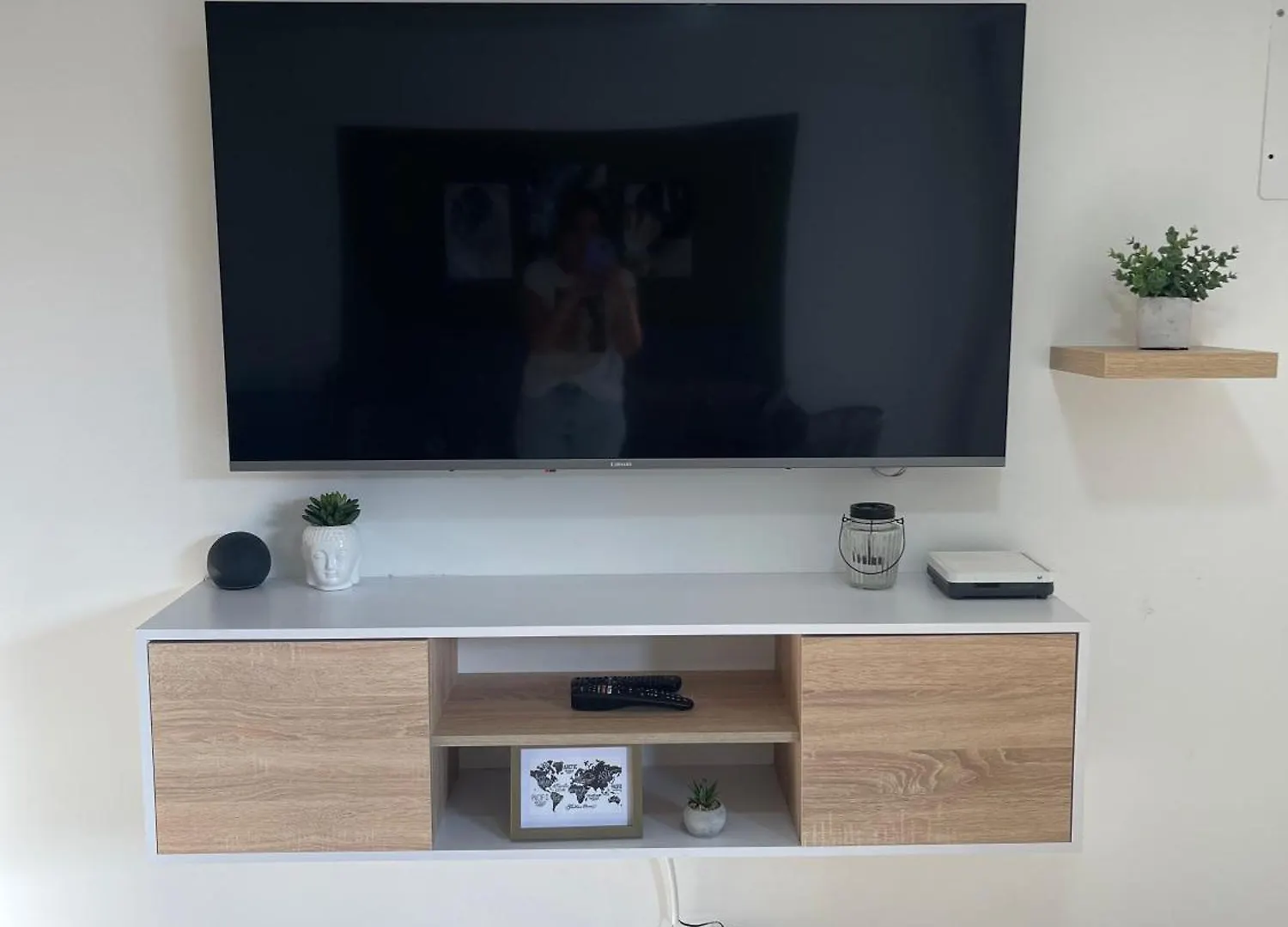 Apartamento En Laureles Medellin Aire Acondicionado Apartment
